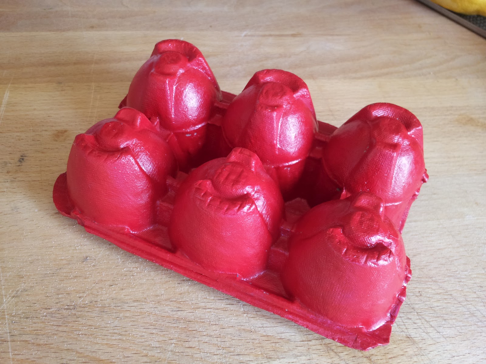 the nifty nest DIY EggCrate Organizer